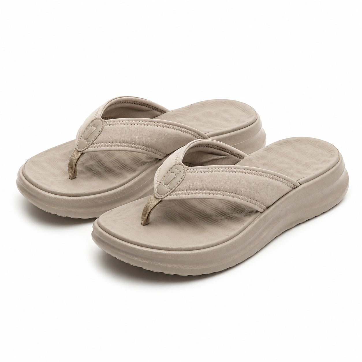 Zehentrenner Größe 40/41 aus Synthetik in Beige mit gepolstertem Keilabsatz